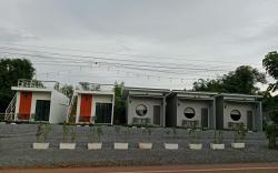 Manon Ni Resort