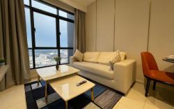 Hill10 Residence I-City by DeUrban HH3305