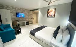 Hotel Paras Near Delhi Airport
