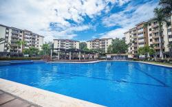 Costa Linda Jaco Beach pool view Balcony