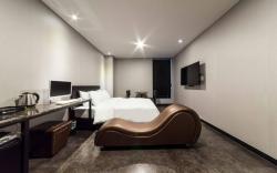 Yangju Hotel Black