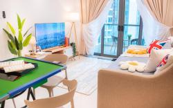 R&F - Seaview 5min Walk to CIQ 10pax FamilySuites