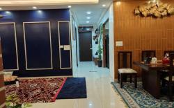 Elite 3BHK with FREE Wi-Fi, on a high floor.