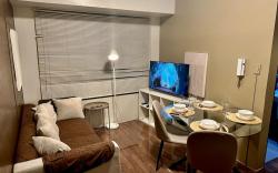 Minimalist 2Br in Air Residences - Cozy for Family