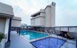Hotel Millennium