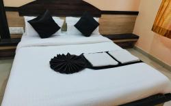 Hotel Sai Laxmi