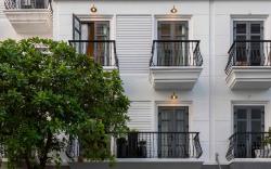 DP  HOTEL