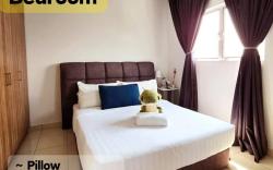 Near KLIA with atari game@Alanis Sepang 1R1B 1P