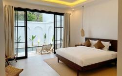 NEW Private Villa with Pool Heart of Seminyak