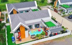 Level UP pool villa Rayong