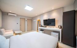 Daegu Hwanggeumdong Hotel TOP365