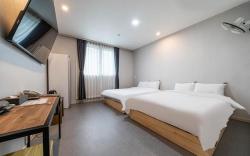 Gapyeong Hotel