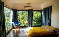 Higg Farm Resort & Glamping