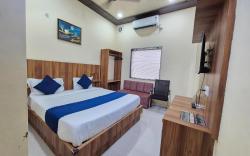 Hotel RK Residency Near Prem Mandir