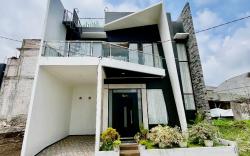 Arrayyan C-02 with Balcony