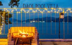 Geoje Daol Pool Villa Pension