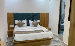 HOTEL SUNRISE ROOMS