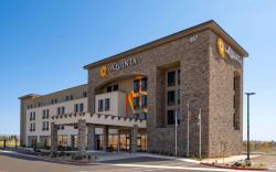 La Quinta Inn and Suites by Wyndham Lincoln