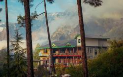 Chalo Chhalal Hotel & Cafe