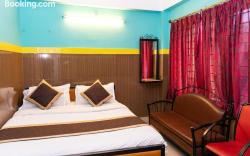 Tirupati Lodge  