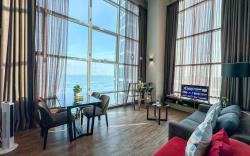 Maritime l SeaView 2BR Duplex Georgetown l 8PAX