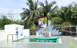 GAO Deluxe Beachfront Pool House
