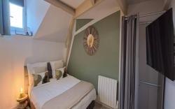 Charming Studio in Historic Residence with Breathtaking Views