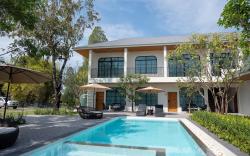Khwang Khun Yaow Cafe Resort & Pool Villa