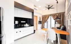 The Luxe by Manhattan Group Signature