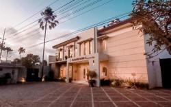 Hotel Flamboyan