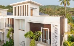 L-M309 3BHK villa with private pool, Anjua
