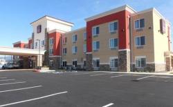 Comfort Suites Redding - Shasta Lake