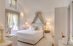 Santorini Secret Suites and Spa