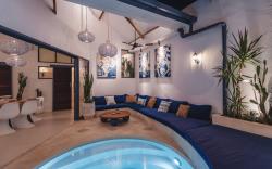 Santorini Suites