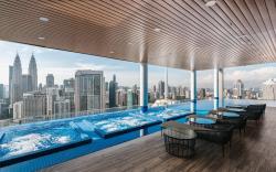 LUXE Infinitum by DX