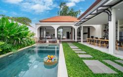 Alisa 4*Amazing Cozy&Chic Villa Canggu, 4BDR +Ps5!