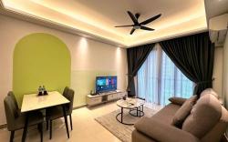 R&F Modern 2Bed @ Seine Region By SC Homestay