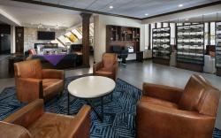 DoubleTree by Hilton Manhattan, KS