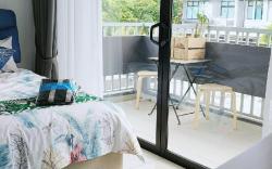 JB eco cascadia master room