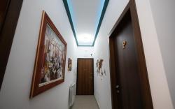 PalerMonAmour Art Gallery Suite