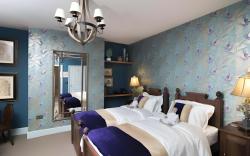 The Plough Inn