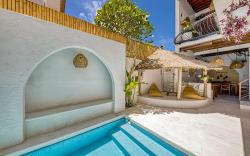 9bdr Villa for 18pax with Pool, Gym & Rooftop