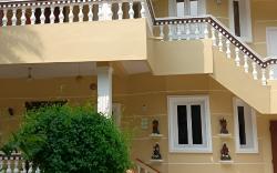 Charming seaside villa with garden near Serenity Beach, between Auroville and White Town