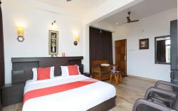 OYO 15979 The Paddy Field Inn