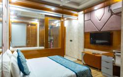 Platinum Services Apartment DLF Phase 3 Cyberhub