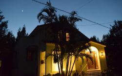 Karin Design Cottage