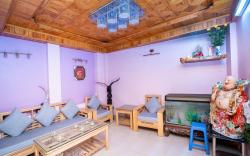 Phuong Dong Hotel