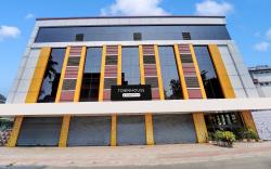 Super Townhouse Ernakulam North