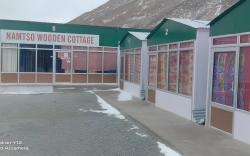 Namtso Wooden Cottage