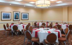 Four Points by Sheraton Suites Tampa Airport Westshore